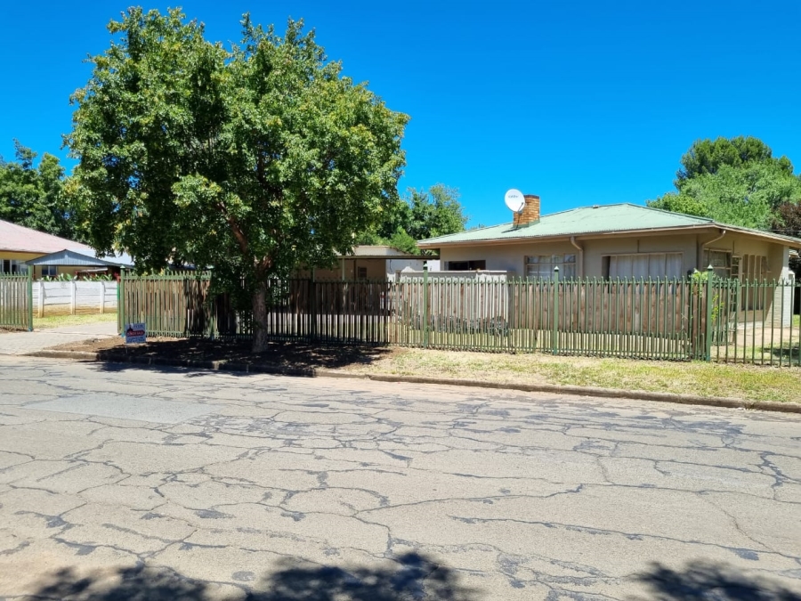 3 Bedroom Property for Sale in Noordhoek Free State